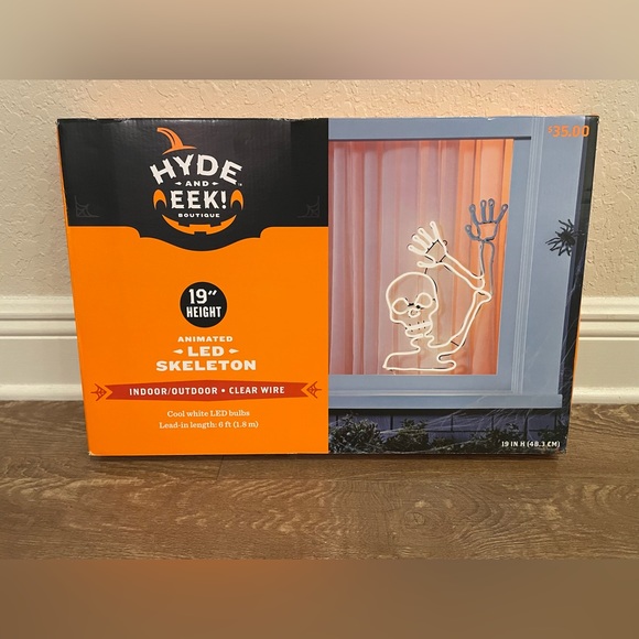 Target Hide and Eek LED skeleton - Picture 2 of 4